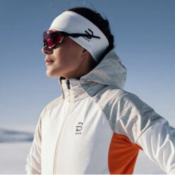 Daehlie Jacket Raw 4.0 For Women -Daehlie 3968 333185 10000 model 7 1bc144e8 0b0a 45e2 9188 7c40c4cf7513 original