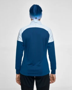 Daehlie Jacket Kikut For Women -Daehlie 3972 333244 23515 Model 2 f01e00fb 1b3d 42b0 bc87 46d7b9491d9f original