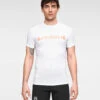 Daehlie Performance-Tech T-Shirt For Men 1 Daehlie Performance-Tech T-Shirt For Men -Daehlie 3988 333347 10000 Model 1 7d9cebfc 06bf 408b 83cd c2ef2a0608c1 original