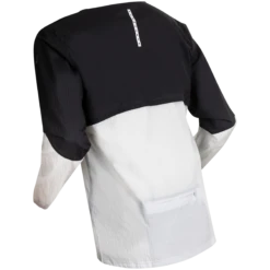 Daehlie Half Zip Athlete For Men -Daehlie 4400 333345 98100 product 2 6fe98527 afa1 479b acb5 53039fdca577 original