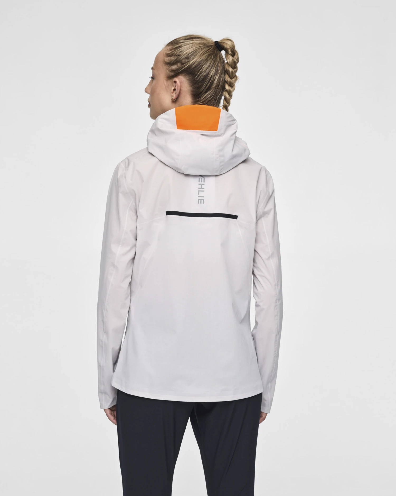 Daehlie Jacket Performance Run For Women 4 Daehlie Jacket Performance Run For Women – Image 2